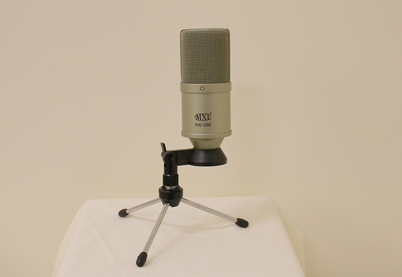 MXL 990 USB microphone